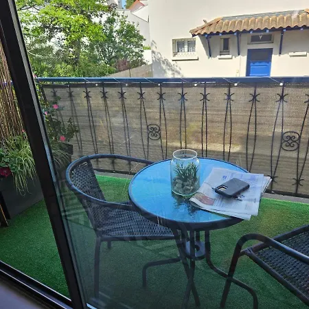 De Charme , Royan, Proche Avec Balcon. شقة *